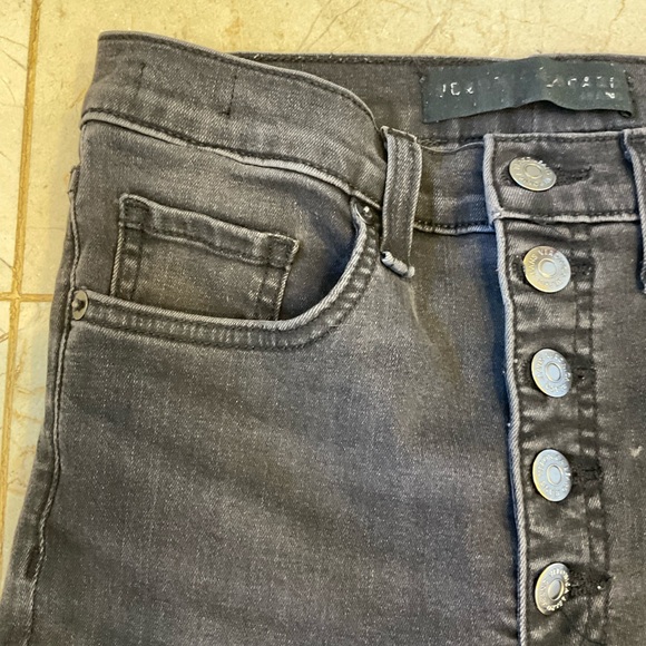 Veronica Beard Beverly 10” High Rise Flare Leg Black Jeans, 5-Pocket, Size 27 - Picture 3 of 15